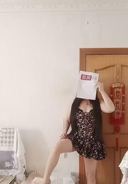 会潮喷的人妻
