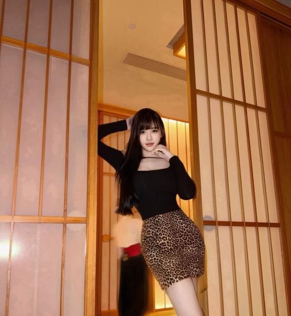 杭州长腿美女姐姐