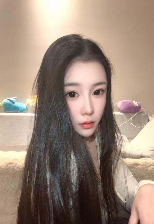 江宁颜值美女沐沐
