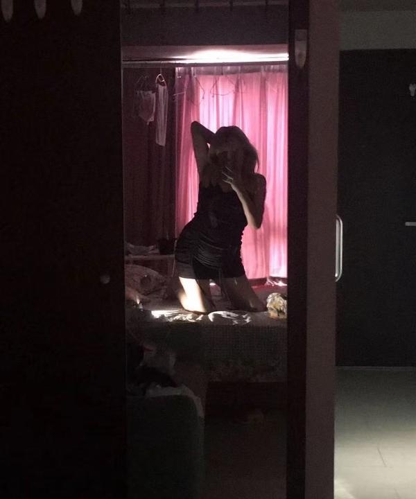 n刷巨乳肥臀小美女