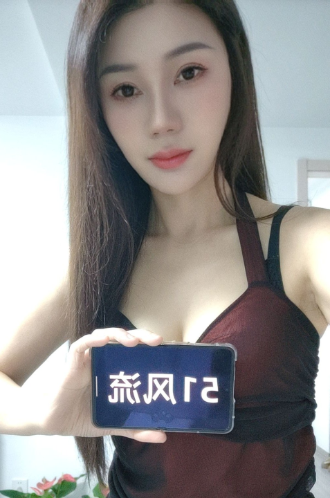 拱野制服骚妹瑶瑶