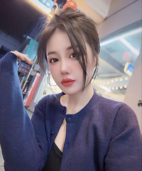 光谷御姐琳琳