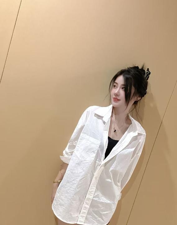 光谷御姐琳琳