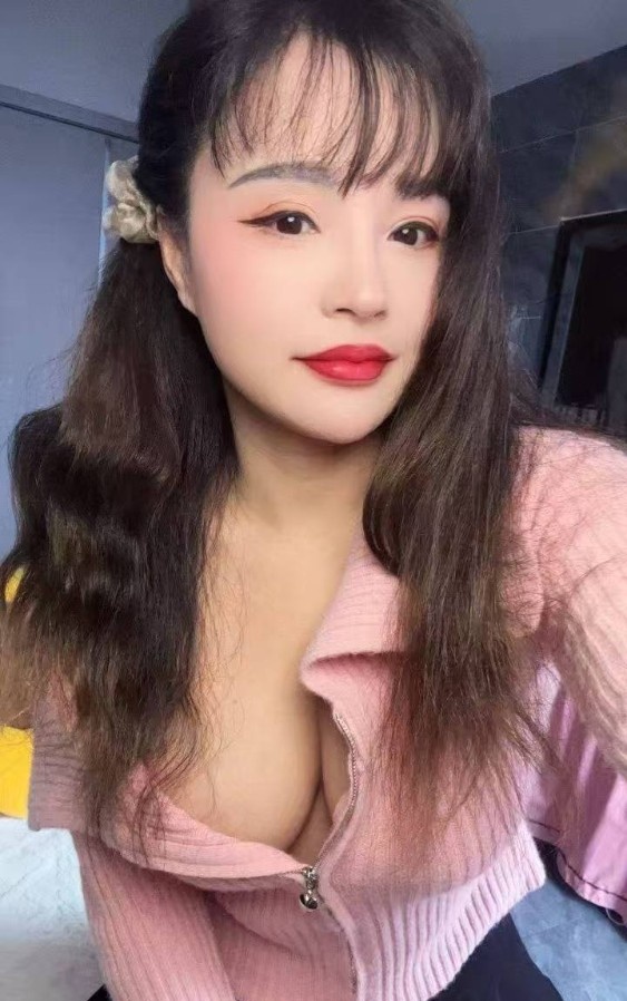 丰台巨乳肥臀小姐姐