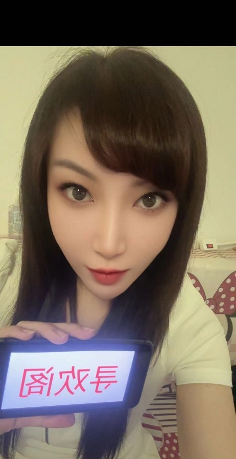 兼职美甲师沐沐