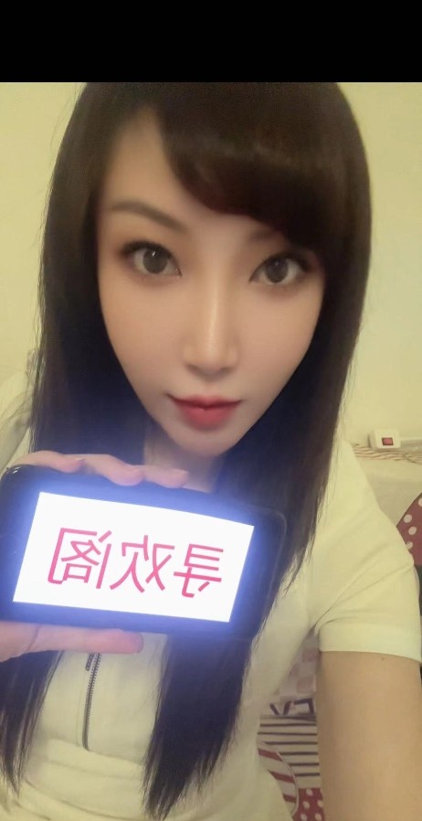 兼职美甲师沐沐