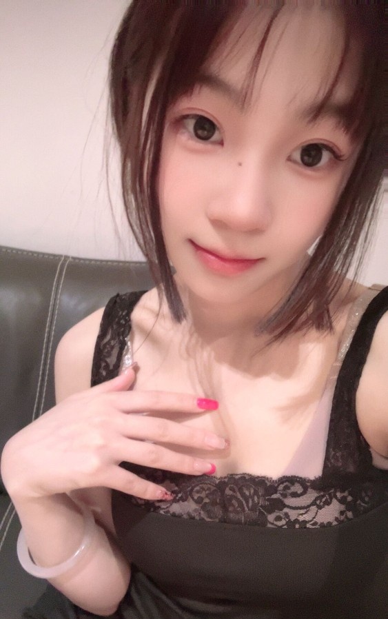 舌吻普陀嫩妹甜甜