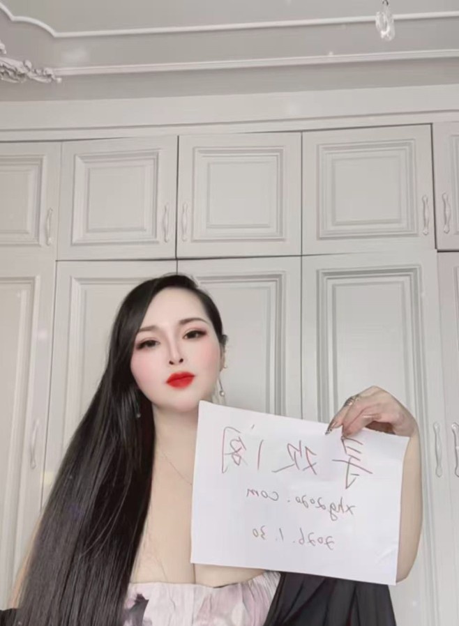 验证丰乳肥臀的熟女