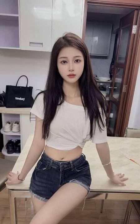 服务配合肤白颜值嫩妹