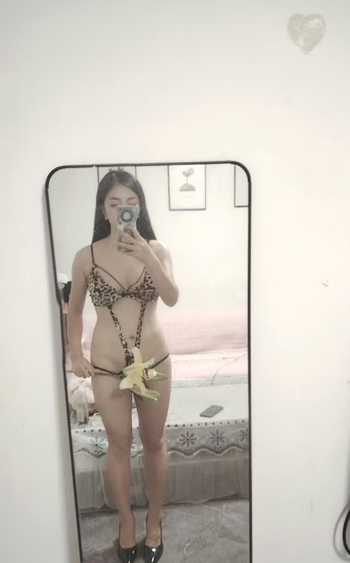 南山热情风骚大美臀