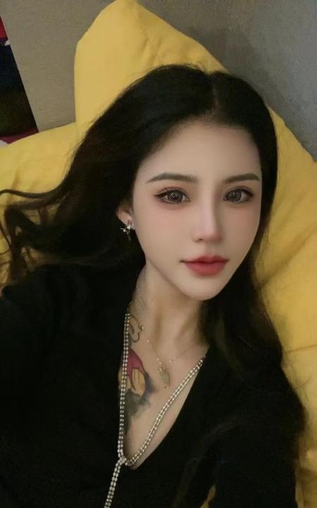 颜值阿轲