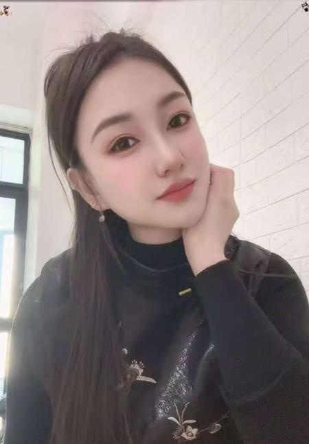 气质型美艳少妇