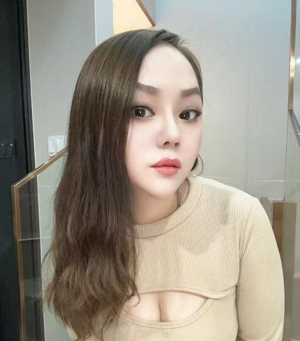 罗湖巨乳风骚少妇