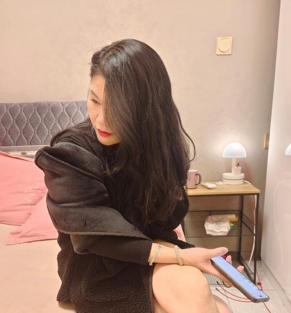 再约留有念想的御姐