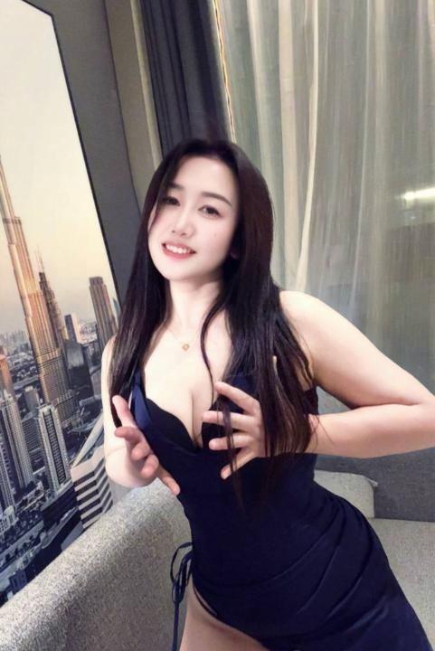 性瘾渣女AV少妇