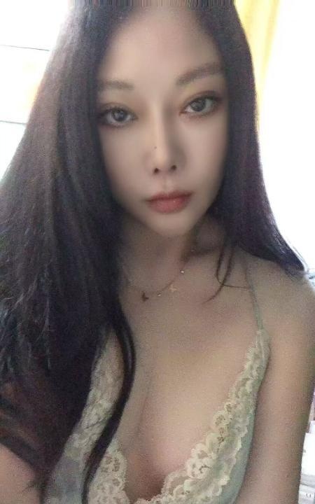 秦淮妖娆美妇