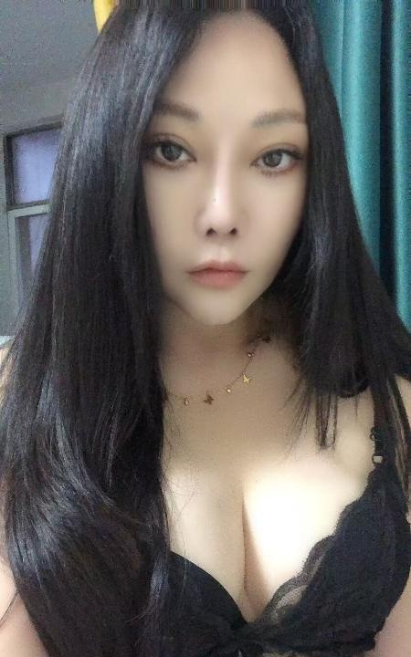 秦淮妖娆美妇