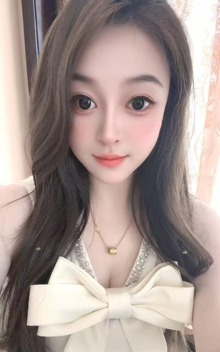 东湖大胸朵朵