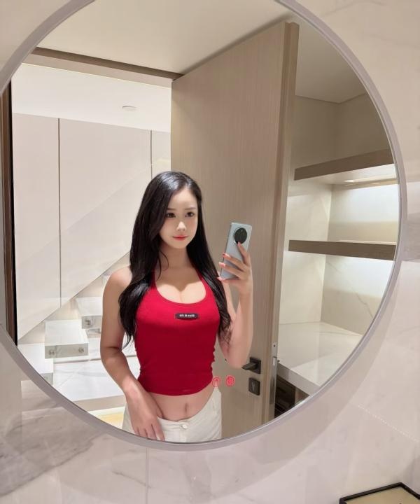 艳舞美女老师