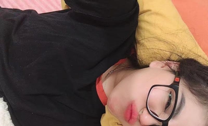 呼市蜜桃臀少妇
