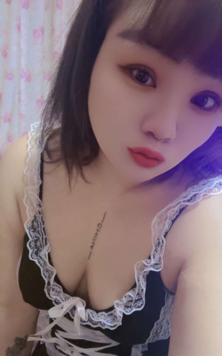 建邺纹身妹