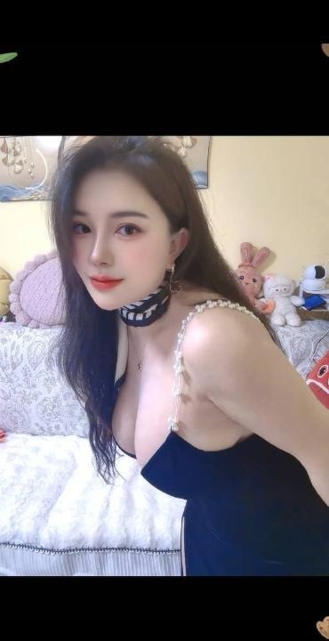 南山大胸蜜桃臀兔兔
