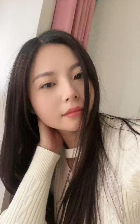 天府三街乖巧可爱莎莎
