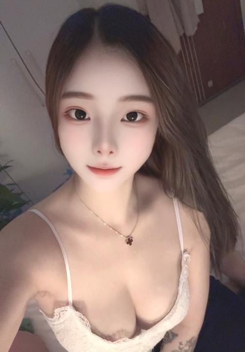颜值老师鹿鹿