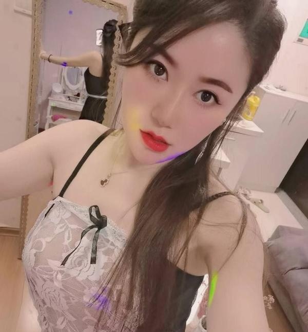 硚口个人自做美女