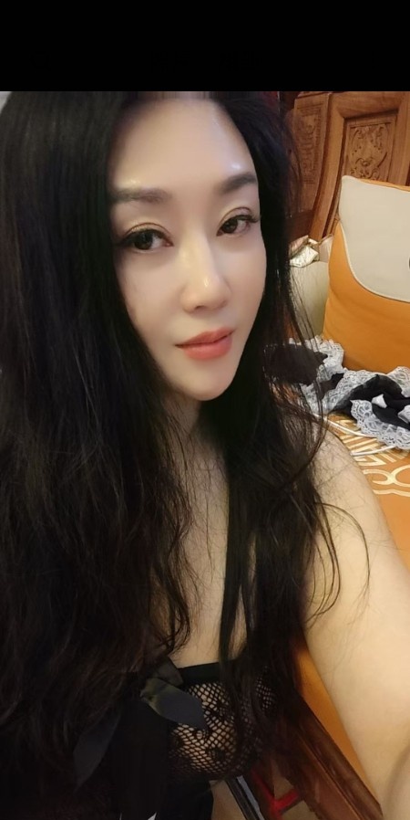 喷水小青姐姐
