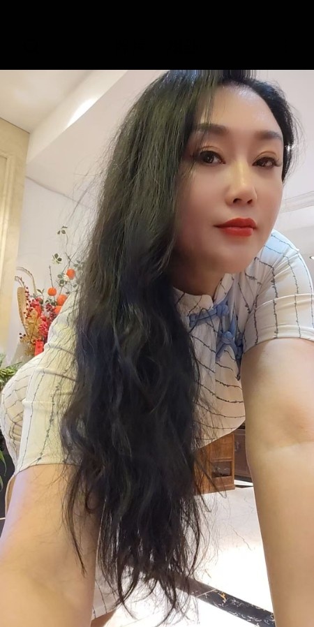 喷水小青姐姐