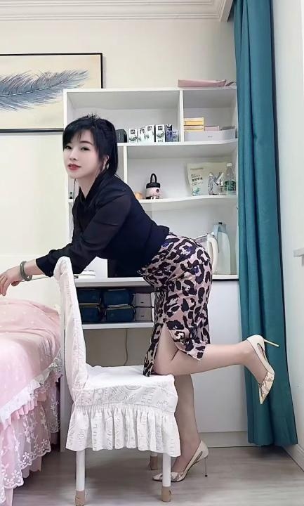 瑶族熟女少妇暖洋洋