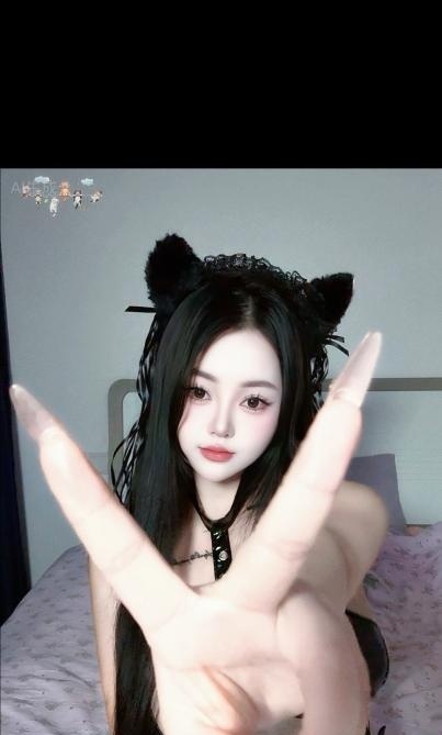 拱墅童颜F奶小轩