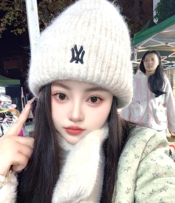 拱墅童颜F奶小轩