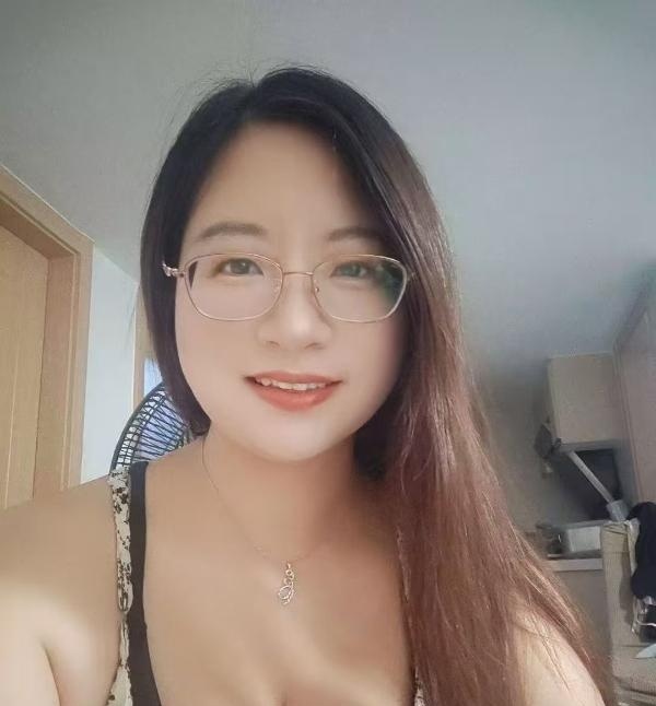 巨乳美婷少妇