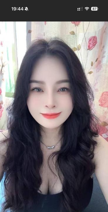 花都少妇情趣拉满