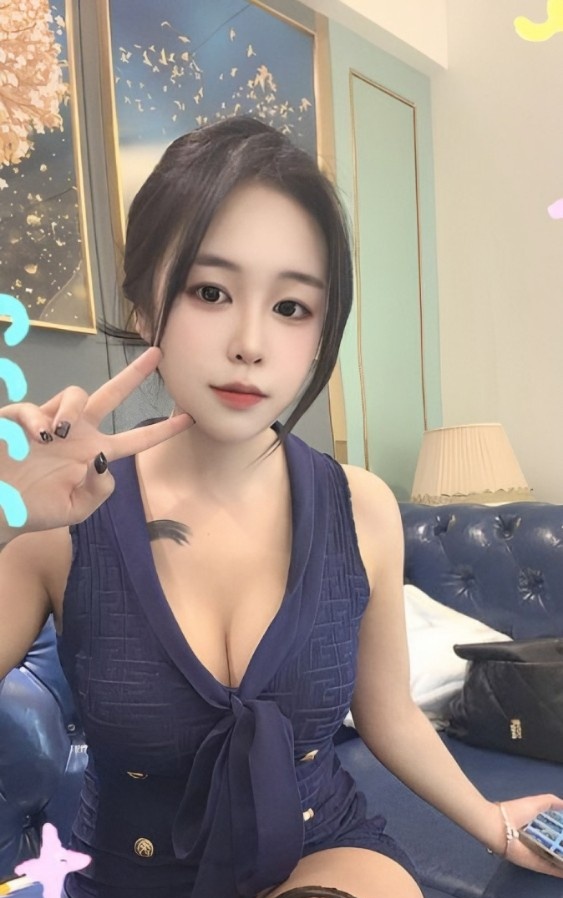 小店过年不休息诺诺