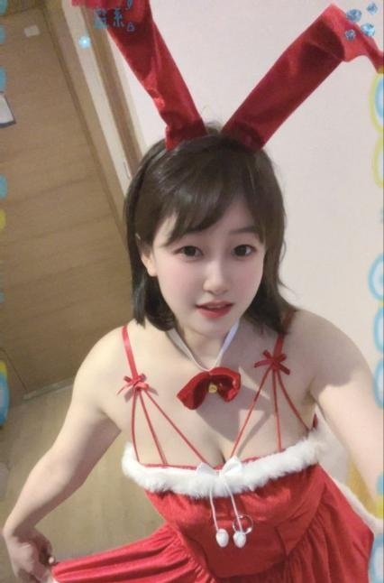 武侯角色扮演小羽