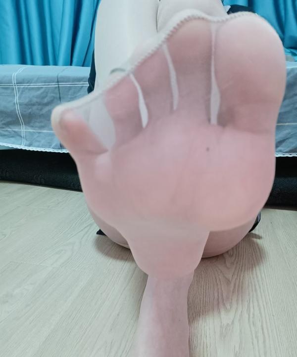个人美腿丝足