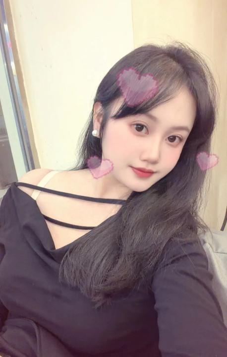 南山性感大胸啵啵妹