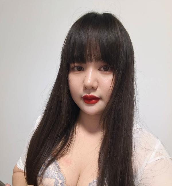 洪山喷水小姐姐