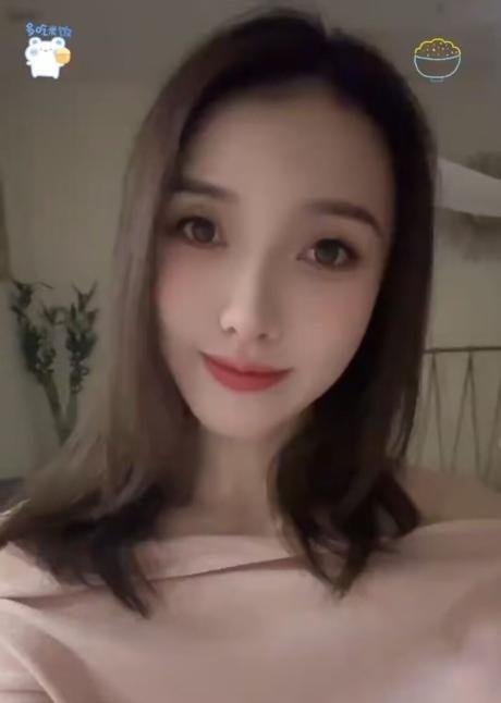 蜀山苗条妹子