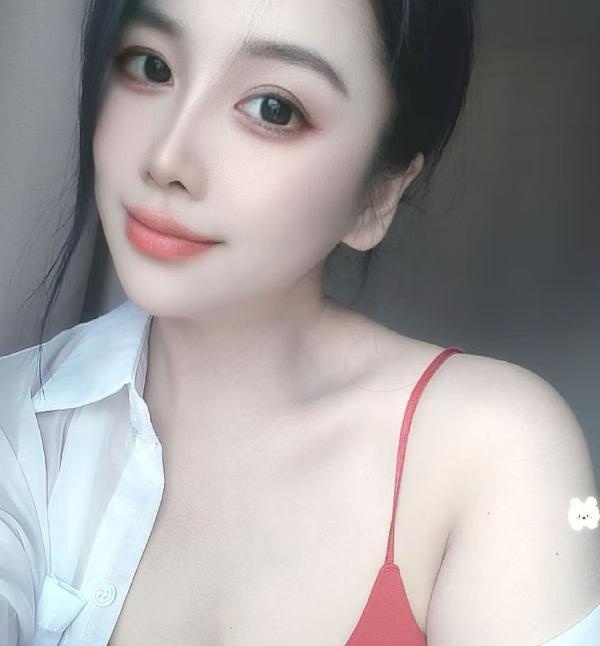 会三通的小金莲