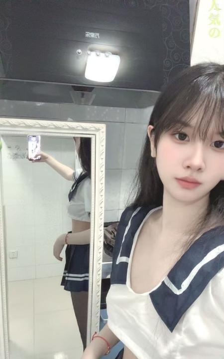 普陀肤白貌美嫩妹