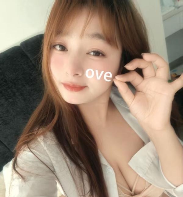 童颜巨乳上城青青