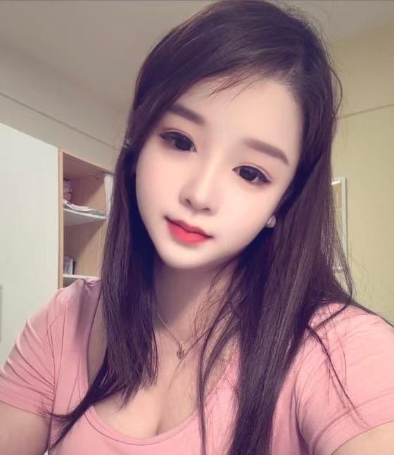 天河性感大波妹子
