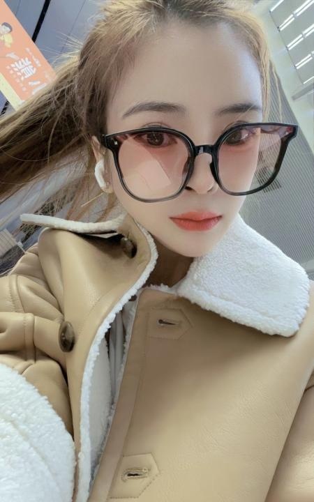 浦东骚妹子小爱茜