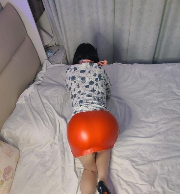 南站大胸老师