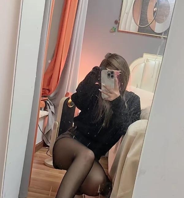 实惠丰满微胖妹妹