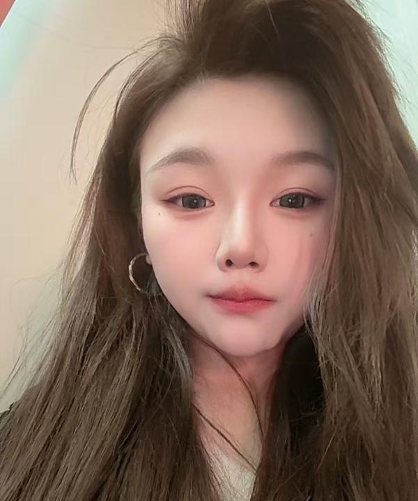 实惠丰满微胖妹妹